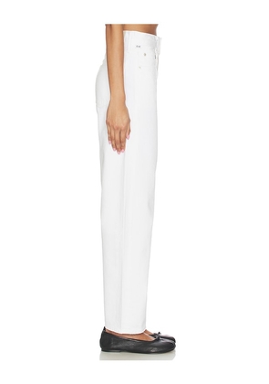 Citizens of Humanity Miro Long Relaxed Jeans in White. Size 23. Also in 26, 32, 33, 34.