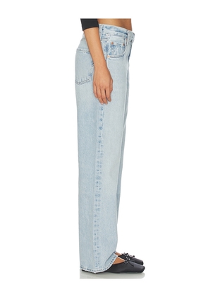 Citizens of Humanity Lindz Easy Straight Jeans in Blue. Size 23. Also in 24, 25, 26, 27, 28, 29, 32, 33, 34.
