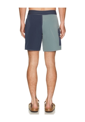 Brixton Classic 17 Swim Trunk in Blue. Size 30. Also in 31, 32, 33, 34, 36.