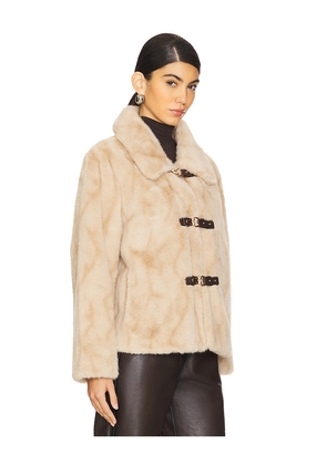 HEARTLOOM Tegan Faux Fur Coat in Beige. Size M. Also in L, XL, XS.