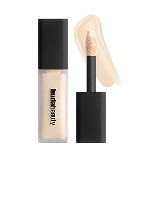 Huda Beauty Faux Filter Luminous Matte Concealer in Beauty: NA.