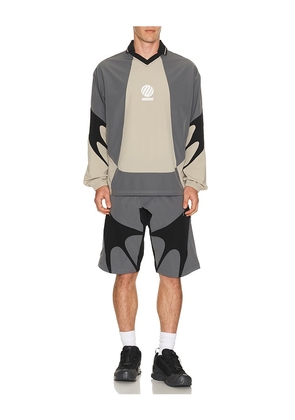 Metalwood Studio Machine Longsleeve Polo in Grey. Size S. Also in L.