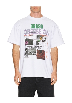 Students Golf Grass Obsession Tee in White. Size S. Also in M, L, XL/1X.