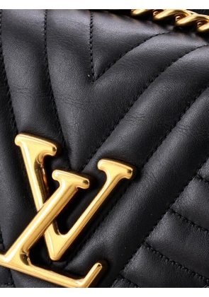 Louis Vuitton Pre-Owned New Wave Chain Bag Quilted Leather PM shoulder bag - Black
