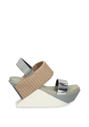 United Nude Delta Wedge Puffier quilted metallic sandals - Grey