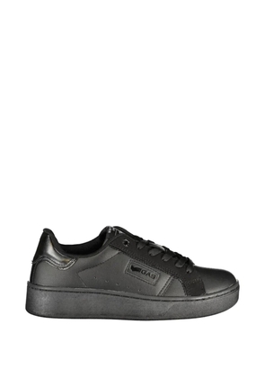 Gast logo-patch perforated sneakers - Black
