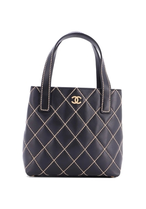 CHANEL Pre-Owned Surpique Quilted Leather Small tote bag - Black