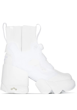 Maison Margiela x Reebok Tabi Instapump Fury Hi ankle boots - White