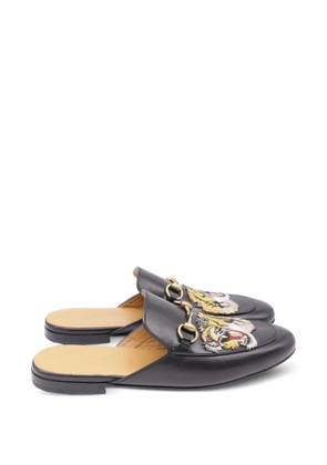 Gucci Pre-Owned Princetown tiger-embroidered mules - Black