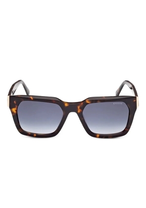 GUESS EYEWEAR GU00172 gradient sunglasses - Brown