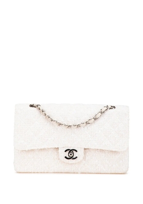 CHANEL Pre-Owned 2003-2004 Medium Classic Tweed Double Flap shoulder bag - White