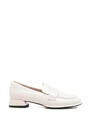 SERGIO MORETTI FIRENZE patent-finish loafers - Neutrals