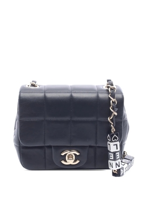 CHANEL Pre-Owned 2021-2026 Mini Square Lambskin Chocolate Bar Flap crossbody bag - Black