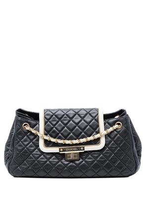 CHANEL Pre-Owned 2012 Medium Quilted Lambskin Reissue 2.55 East West Mademoiselle Accordion Flap shoulder bag - Black
