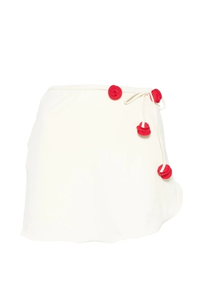 La Reveche Bouquet floral-appliqué pareo - Neutrals