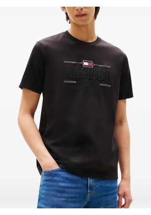 Tommy Hilfiger logo-embroidered T-shirt - Black