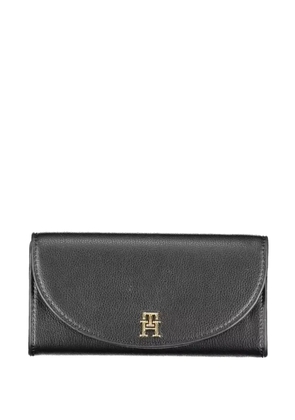 Tommy Hilfiger Julia HalfMoon pebbled wallet - Black