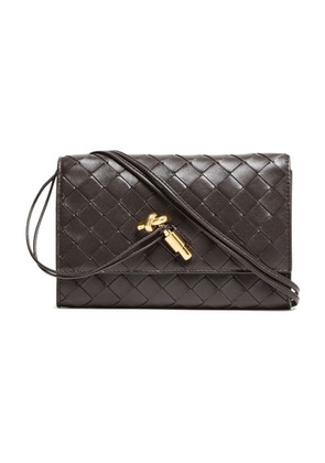 Andiamo clutch with shoulder strap