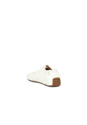 Odissi Milly Scallop Flat in Cream. Size 37. Also in 38, 39, 41.