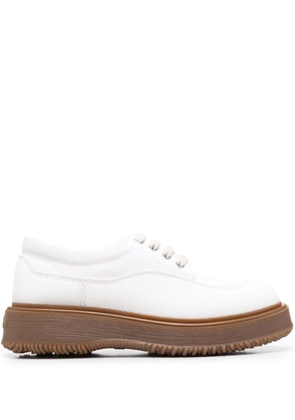 Hogan Untraditional chunky sole brogues - White