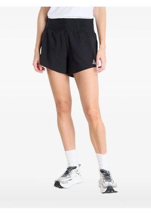 Nike ACG logo-patch shorts - Black