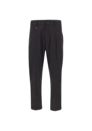 Paolo Pecora pleated turned-up trousers_at_the_end_of_the_product_name (e.g. 'T-shirt', 'tote bag' or 'ankle boots').**Omit:*** Conjunctions (e.g. ...