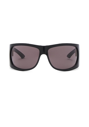 Gucci Geometrical Sunglasses in Black & Grey - Black. Size all.