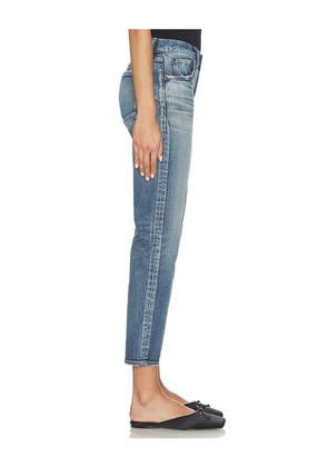 Moussy Vintage Alice Tapered Jeans in Blue. Size 24. Also in 25, 26, 27, 28, 29.
