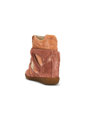 Isabel Marant Bekett Sneaker in Brown. Size 36. Also in 37, 38, 39.