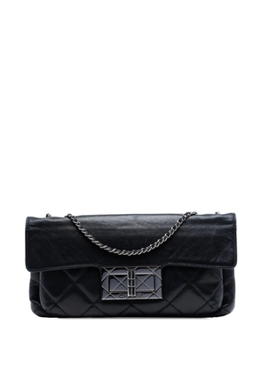CHANEL Pre-Owned 2004-2005 Quilted Lambskin Giant Mademoiselle Turnlock shoulder bag - Black