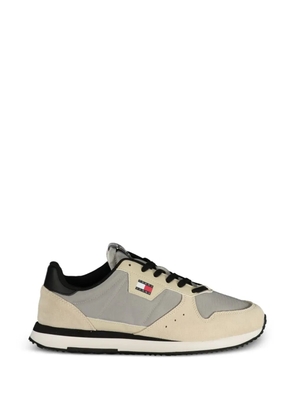Tommy Hilfiger panelled logo-patch sneakers - Neutrals