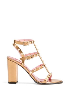 Valentino Garavani Rockstud laminated calfskin sandal with straps 90mm - White