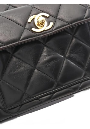 CHANEL Pre-Owned 1994-1996 matelassé backpack - Black