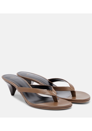JUDE Rooty leather thong sandals