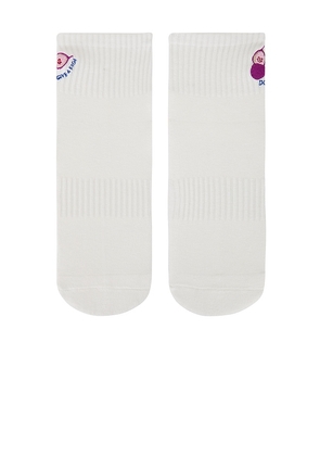 Souls. Don't Give A Fig Grip Socks in Ivory. Size S/M. Also in M/L.