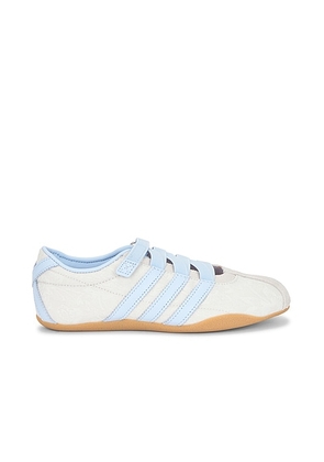 Adidas Originals Tokyo MJ Sneaker in Chalk Pearl  Crystal Sky  & Chalk White - Ivory,Baby Blue. Size 5.5 (also in 7.5, 8, 8.5, 9, 9.5, 10, 11, 5).