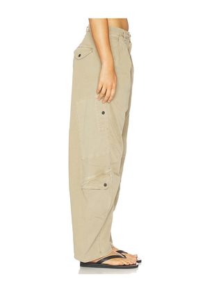 Citizens of Humanity Flight Pant in Tan. Size 34. Also in 25, 26, 27, 28, 29, 30, 31, 32.