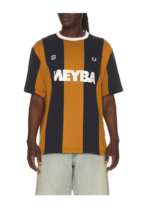 Fred Perry x Meyba T-Shirt in Brown. Size S. Also in L, M, XL/1X.