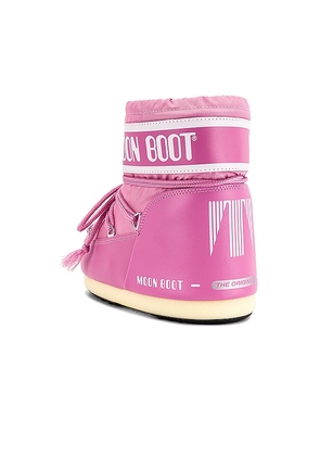 MOON BOOT Classic Low 2 Bootie in Pink. Size 39-41. Also in 36-38.
