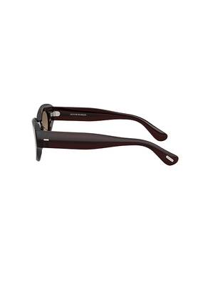 Oliver Peoples Lerrue Oval Sunglasses in Black.
