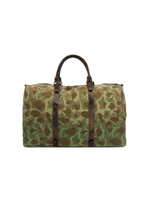 MADFRENZY Camo Bag in Army.