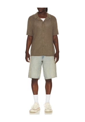 LEVI'S Costa Knit Camp Shirt in Brown. Size S. Also in L, M, XL/1X.