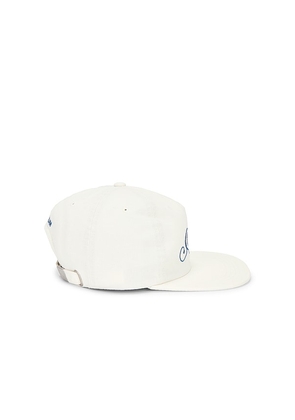 VERUTUM Slogan Cap in Cream.