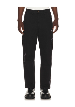 Critical Slide Mojo Cargo Pant in Black. Size 32. Also in 34, 36.