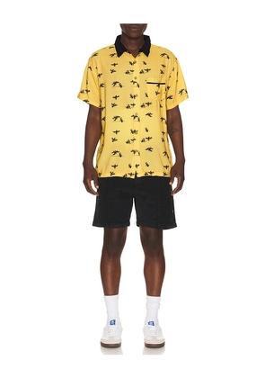 Critical Slide Swoopy Boy Resort Shirt in Yellow. Size L. Also in M, S, XL/1X.