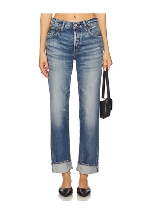 Moussy Vintage Aquebogue Straight Jeans in Blue. Size 26. Also in 27.