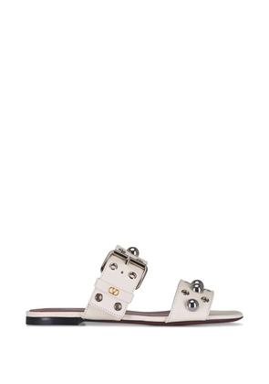 Valentino Garavani Nellcôte buckle embellished flat sandals - White