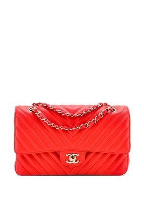 CHANEL Pre-Owned Classic Double Flap Bag Chevron Lambskin Medium shoulder bag - Red