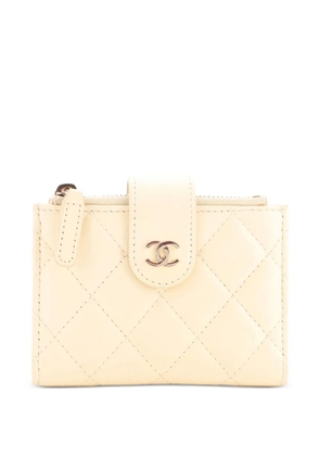 CHANEL Pre-Owned Double Zip French Wallet Quilted Caviar Compact card holder - Neutrals