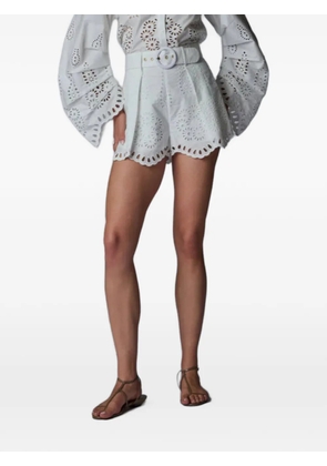 HEVRON Lexie belted shorts - White